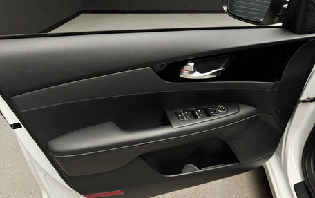 KIA Cerato IV, 2022 год, 2 500 000 рублей, 12 фотография