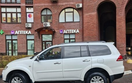 Mitsubishi Pajero Sport II рестайлинг, 2014 год, 1 800 000 рублей, 1 фотография