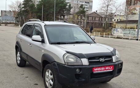 Hyundai Tucson III, 2005 год, 750 000 рублей, 1 фотография