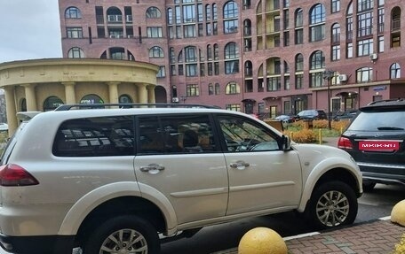 Mitsubishi Pajero Sport II рестайлинг, 2014 год, 1 800 000 рублей, 2 фотография