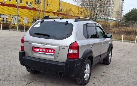 Hyundai Tucson III, 2005 год, 750 000 рублей, 9 фотография