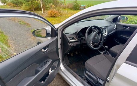 Hyundai Solaris II рестайлинг, 2019 год, 1 260 000 рублей, 6 фотография