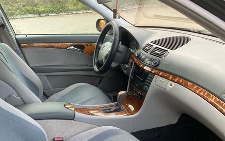 Mercedes-Benz E-Класс, 2003 год, 695 000 рублей, 5 фотография