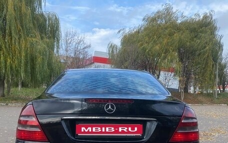 Mercedes-Benz E-Класс, 2003 год, 695 000 рублей, 12 фотография