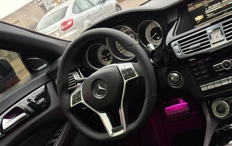 Mercedes-Benz CLS, 2012 год, 2 650 000 рублей, 24 фотография