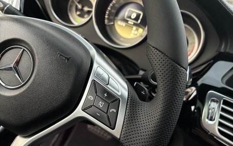 Mercedes-Benz CLS, 2012 год, 2 650 000 рублей, 23 фотография