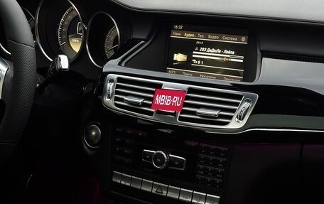 Mercedes-Benz CLS, 2012 год, 2 650 000 рублей, 26 фотография