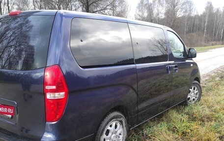 Hyundai H-1 II рестайлинг, 2008 год, 1 350 000 рублей, 5 фотография