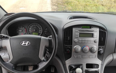 Hyundai H-1 II рестайлинг, 2008 год, 1 350 000 рублей, 15 фотография