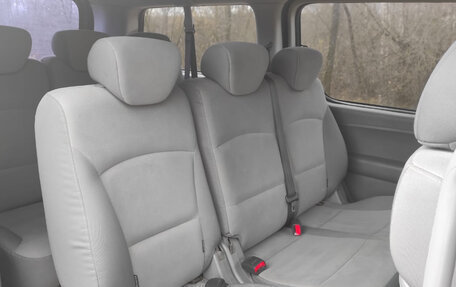 Hyundai H-1 II рестайлинг, 2008 год, 1 350 000 рублей, 12 фотография