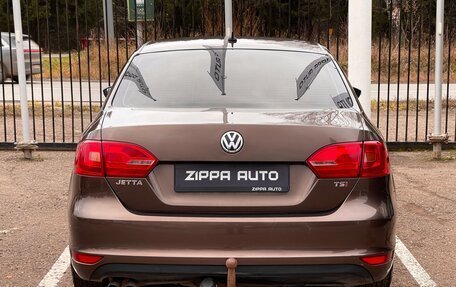 Volkswagen Jetta VI, 2011 год, 1 049 000 рублей, 5 фотография