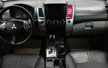 Mitsubishi Pajero Sport II рестайлинг, 2011 год, 1 479 000 рублей, 12 фотография