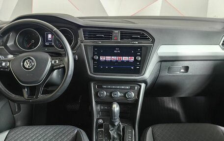 Volkswagen Tiguan II, 2018 год, 2 197 000 рублей, 11 фотография