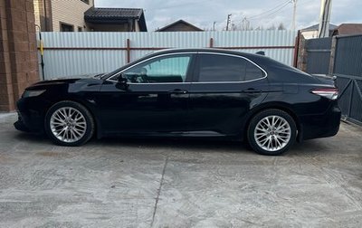 Toyota Camry, 2018 год, 1 895 000 рублей, 1 фотография
