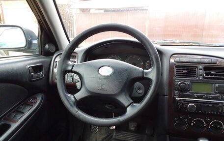 Toyota Avensis III рестайлинг, 2001 год, 200 000 рублей, 17 фотография