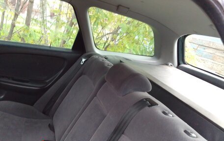 Toyota Avensis III рестайлинг, 2001 год, 200 000 рублей, 19 фотография