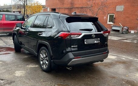 Toyota RAV4, 2020 год, 2 990 000 рублей, 2 фотография