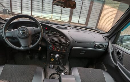 Chevrolet Niva I рестайлинг, 2012 год, 570 000 рублей, 7 фотография