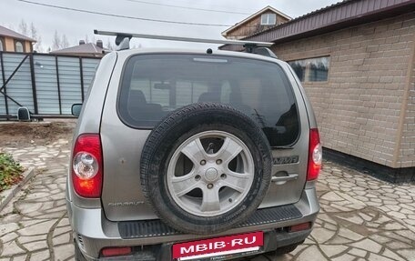 Chevrolet Niva I рестайлинг, 2012 год, 570 000 рублей, 5 фотография