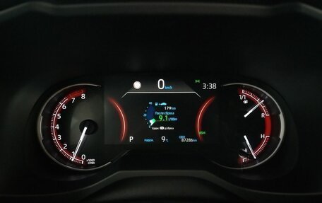 Toyota RAV4, 2021 год, 3 950 000 рублей, 12 фотография