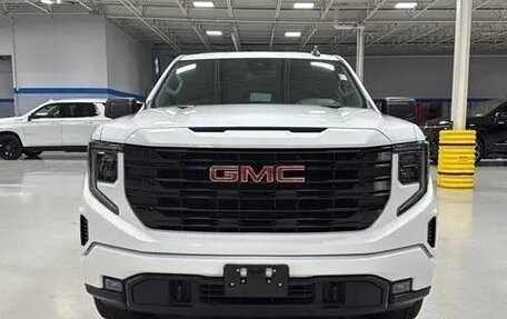 GMC Sierra, 2024 год, 6 250 000 рублей, 7 фотография