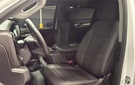 GMC Sierra, 2024 год, 6 250 000 рублей, 13 фотография