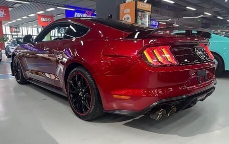 Ford Mustang VI рестайлинг, 2021 год, 3 100 000 рублей, 4 фотография