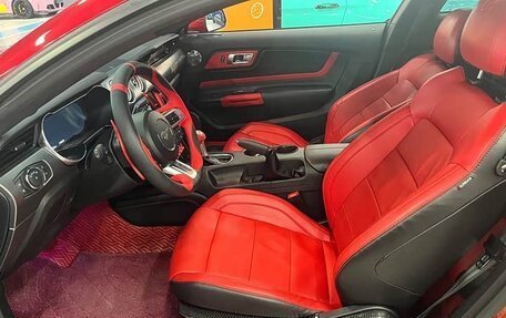 Ford Mustang VI рестайлинг, 2021 год, 3 100 000 рублей, 11 фотография