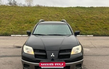 Mitsubishi Outlander III рестайлинг 3, 2007 год, 619 000 рублей, 2 фотография