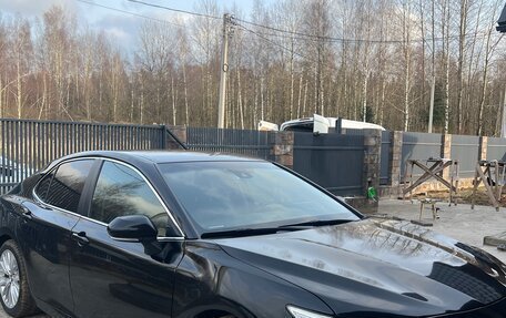 Toyota Camry, 2018 год, 1 895 000 рублей, 3 фотография