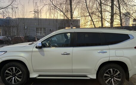 Mitsubishi Pajero Sport III рестайлинг, 2018 год, 2 399 999 рублей, 9 фотография