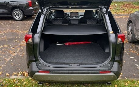Toyota RAV4, 2020 год, 3 350 000 рублей, 12 фотография