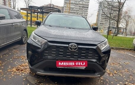 Toyota RAV4, 2020 год, 3 350 000 рублей, 5 фотография