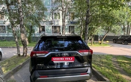 Toyota RAV4, 2020 год, 3 350 000 рублей, 8 фотография