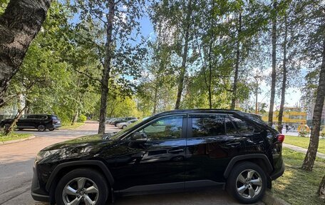 Toyota RAV4, 2020 год, 3 350 000 рублей, 28 фотография