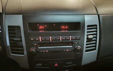 Mitsubishi Outlander III рестайлинг 3, 2011 год, 1 249 000 рублей, 22 фотография