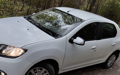 Renault Logan II, 2015 год, 700 000 рублей, 7 фотография