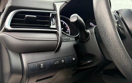 Toyota Camry, 2018 год, 2 410 000 рублей, 11 фотография