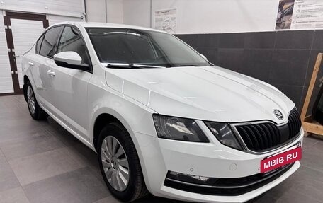 Skoda Octavia, 2019 год, 1 750 000 рублей, 3 фотография