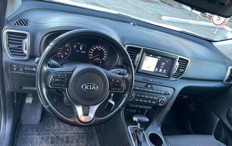 KIA Sportage IV рестайлинг, 2017 год, 2 090 000 рублей, 5 фотография