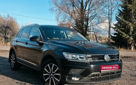 Volkswagen Tiguan II, 2018 год, 2 750 000 рублей, 1 фотография