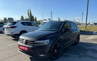 Volkswagen Tiguan II, 2018 год, 2 450 000 рублей, 1 фотография