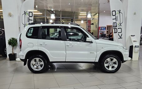 Chevrolet Niva I рестайлинг, 2016 год, 829 000 рублей, 6 фотография
