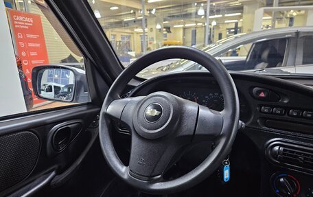 Chevrolet Niva I рестайлинг, 2016 год, 829 000 рублей, 14 фотография