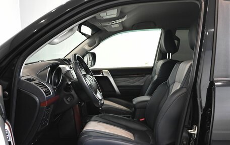 Toyota Land Cruiser Prado 150 рестайлинг 2, 2016 год, 4 350 000 рублей, 10 фотография