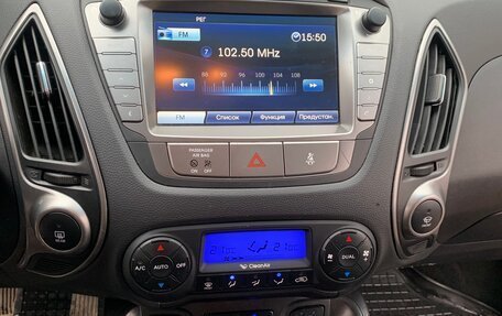 Hyundai ix35 I рестайлинг, 2015 год, 1 500 000 рублей, 28 фотография