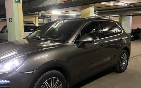 Porsche Cayenne III, 2010 год, 2 000 000 рублей, 2 фотография