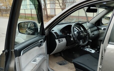 Mitsubishi Pajero Sport II рестайлинг, 2010 год, 1 250 000 рублей, 13 фотография