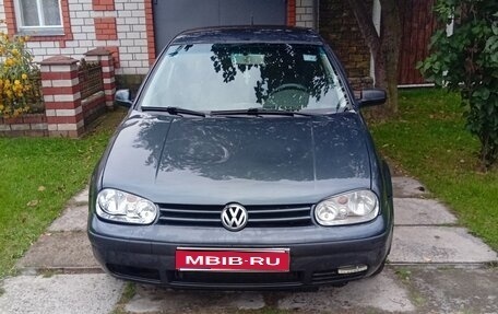 Volkswagen Golf IV, 2000 год, 260 000 рублей, 1 фотография