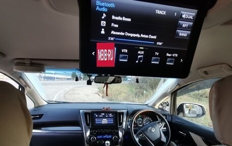 Toyota Alphard III, 2015 год, 3 300 000 рублей, 20 фотография